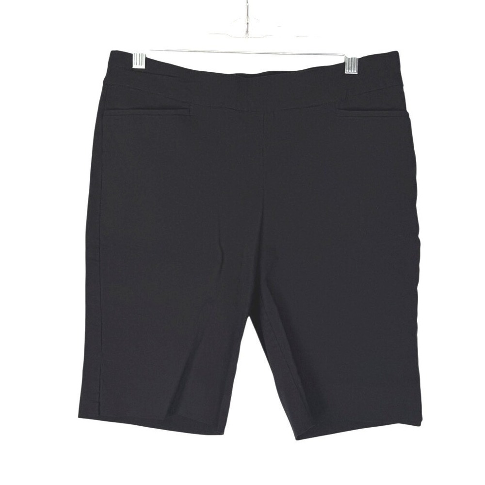 Chico's Shorts Womens 10 Black Ponte Bermuda Pull On Slim‎ 9 Inseam Pockets